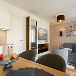 Quartier Am Kurpark App 11 Gartenhaus Апартаменты *