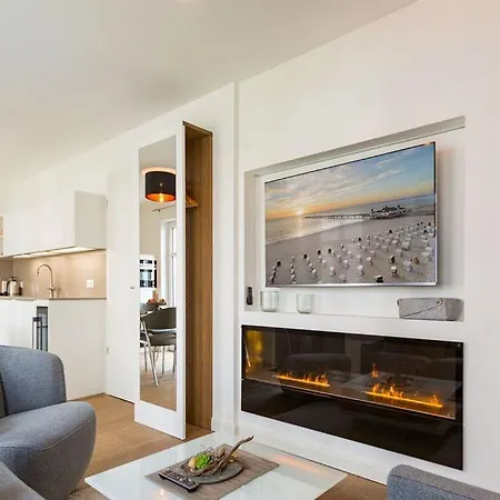 Quartier Am Kurpark App 11 Gartenhaus Апартаменты *